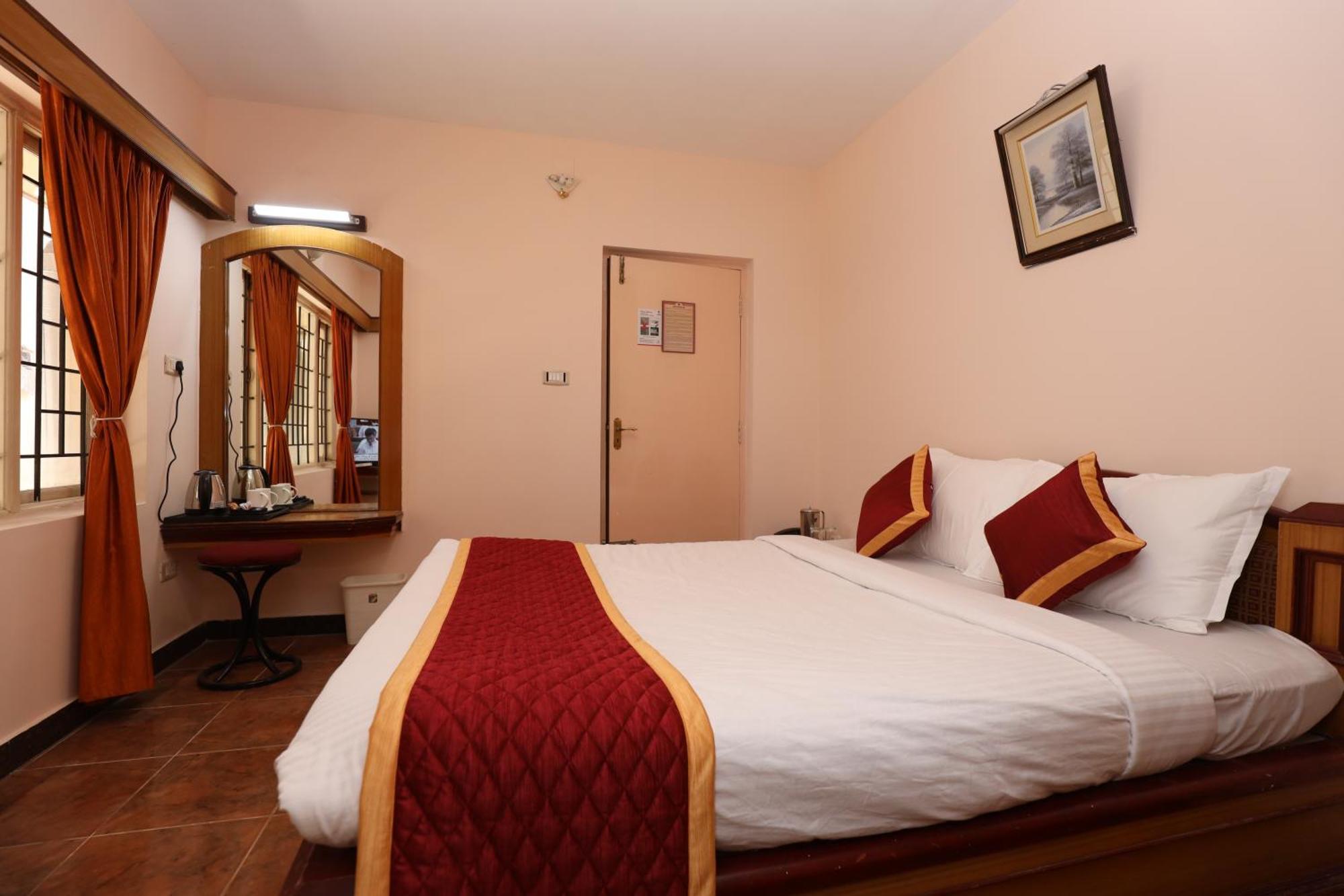 Hotel Silver Oak Ooty Εξωτερικό φωτογραφία