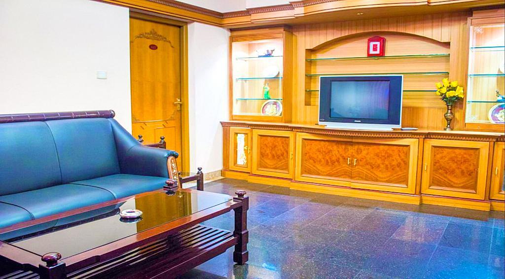 Hotel Silver Oak Ooty Εξωτερικό φωτογραφία