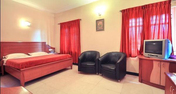Hotel Silver Oak Ooty Εξωτερικό φωτογραφία